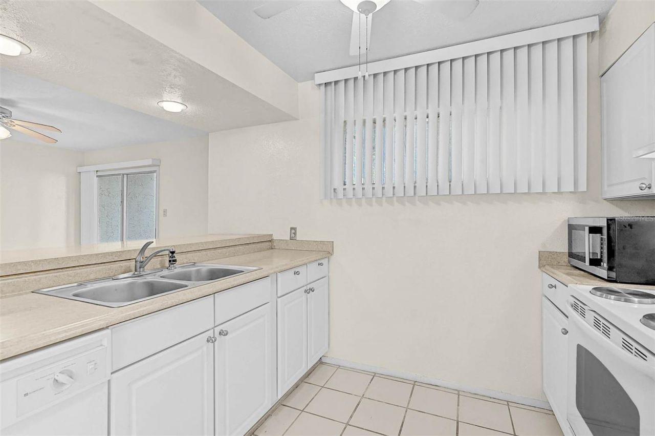 4388 Rayfield Drive, Unit 4388, Sarasota, FL 34243 Photo