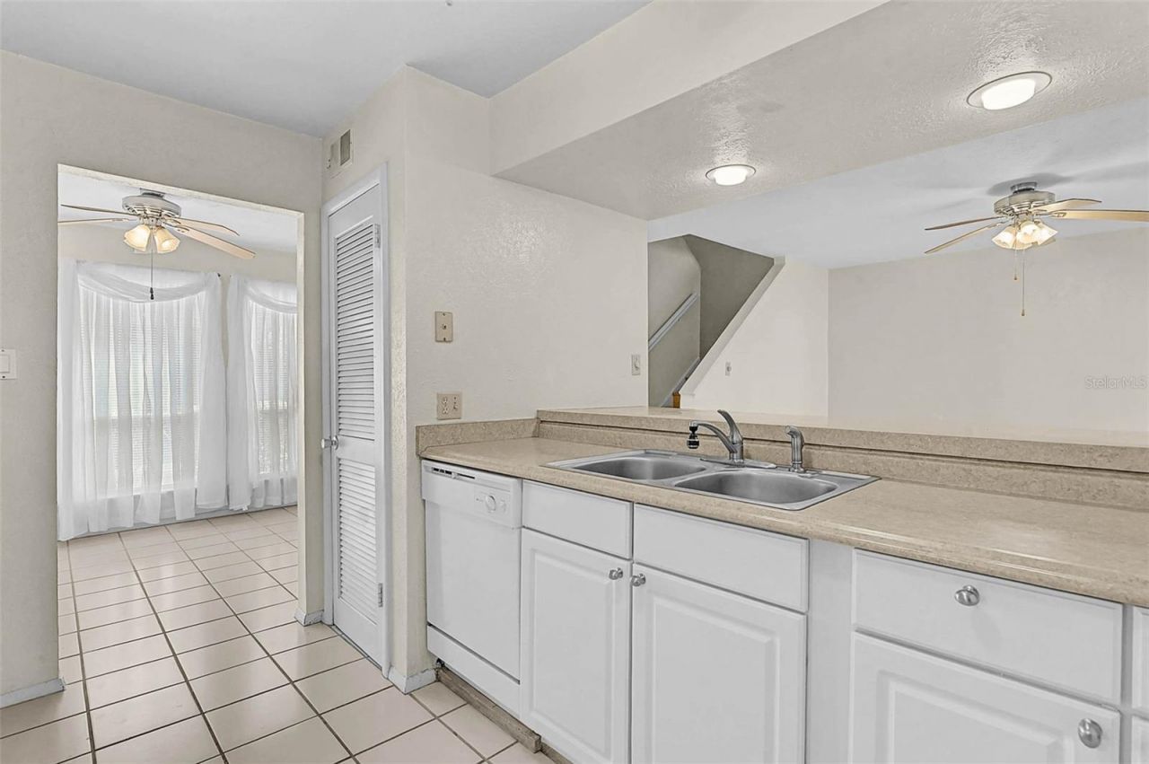 4388 Rayfield Drive, Unit 4388, Sarasota, FL 34243 Photo