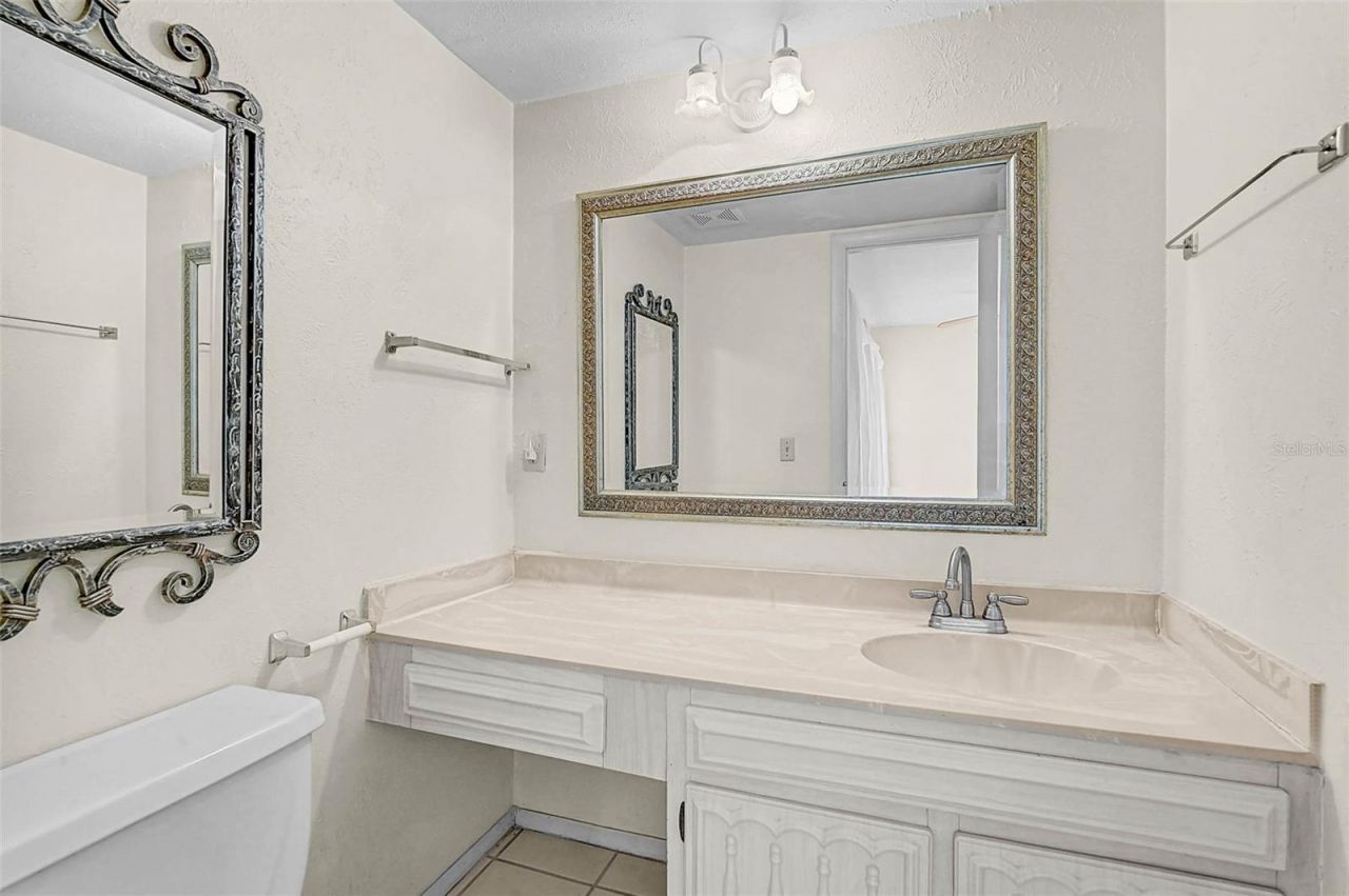 4388 Rayfield Drive, Unit 4388, Sarasota, FL 34243 Photo