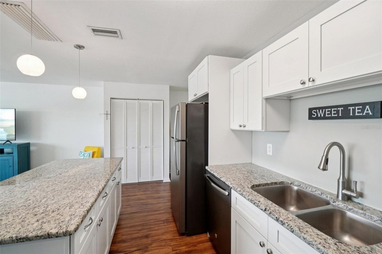 3850 13th Avenue N, Unit 212, Saint Petersburg, FL 33713 Photo