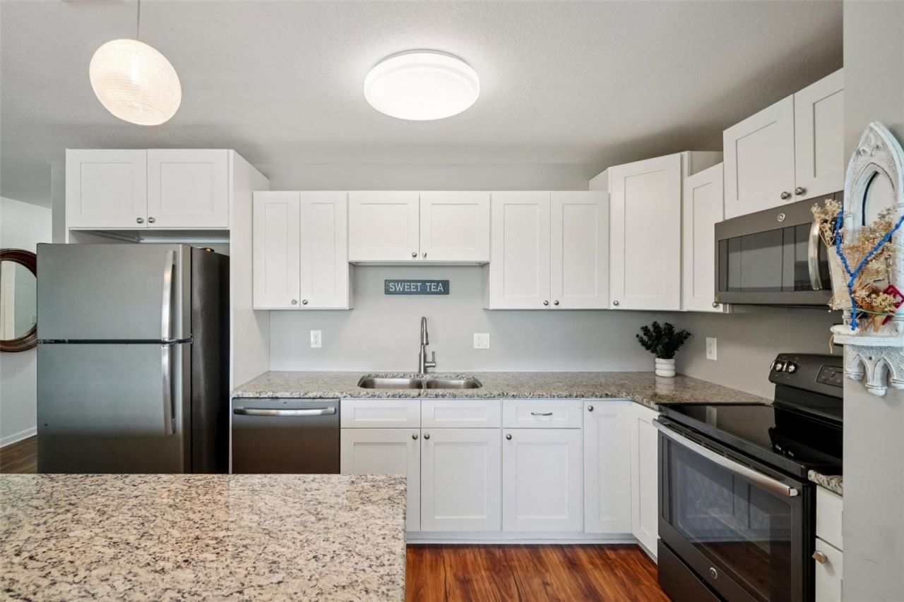 3850 13th Avenue N, Unit 212, Saint Petersburg, FL 33713 Photo