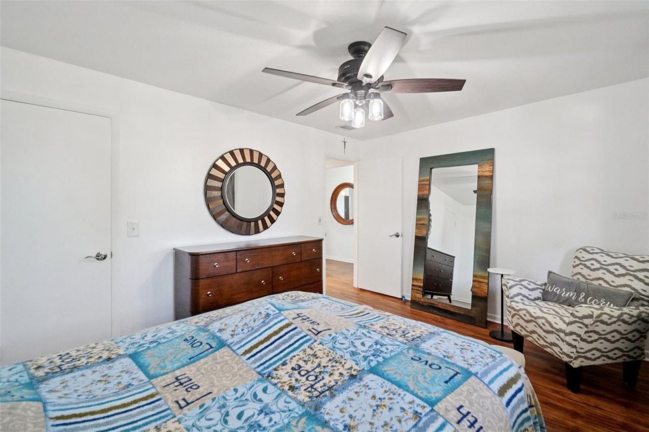 3850 13th Avenue N, Unit 212, Saint Petersburg, FL 33713 Photo