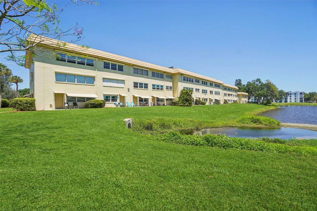 3850 13th Avenue N, Unit 212, Saint Petersburg, FL 33713 Photo