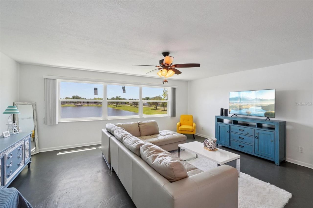 3850 13th Avenue N, Unit 212, Saint Petersburg, FL 33713 Photo