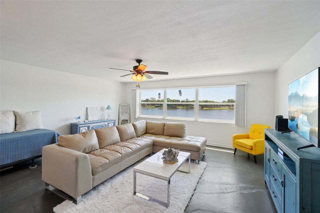 3850 13th Avenue N, Unit 212, Saint Petersburg, FL 33713 Photo