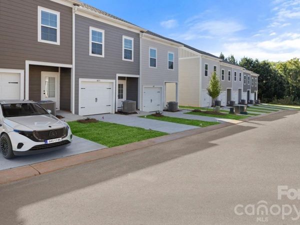 8620 Steele Creek Road , Unit Holly, Charlotte, NC 28273