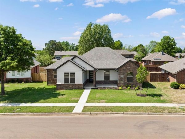 2812 Astor Drive, Norman, OK 73072