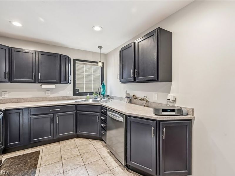 57 Timber Lake Drive, Hubbard, OH 44425 Photo 16