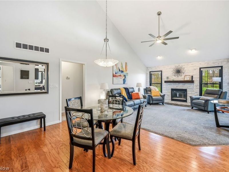 57 Timber Lake Drive , Hubbard, OH 44425 Photo 22