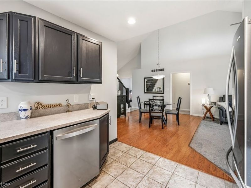 57 Timber Lake Drive , Hubbard, OH 44425 Photo 30