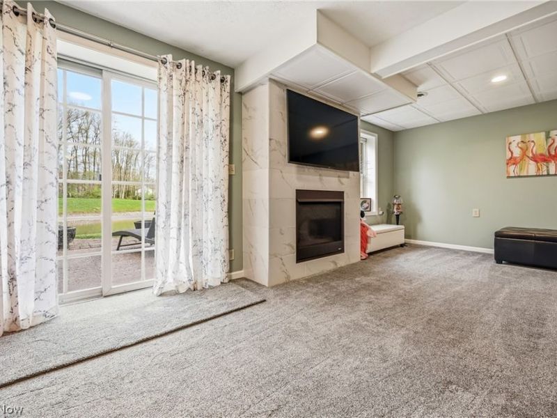 57 Timber Lake Drive, Hubbard, OH 44425 Photo 32