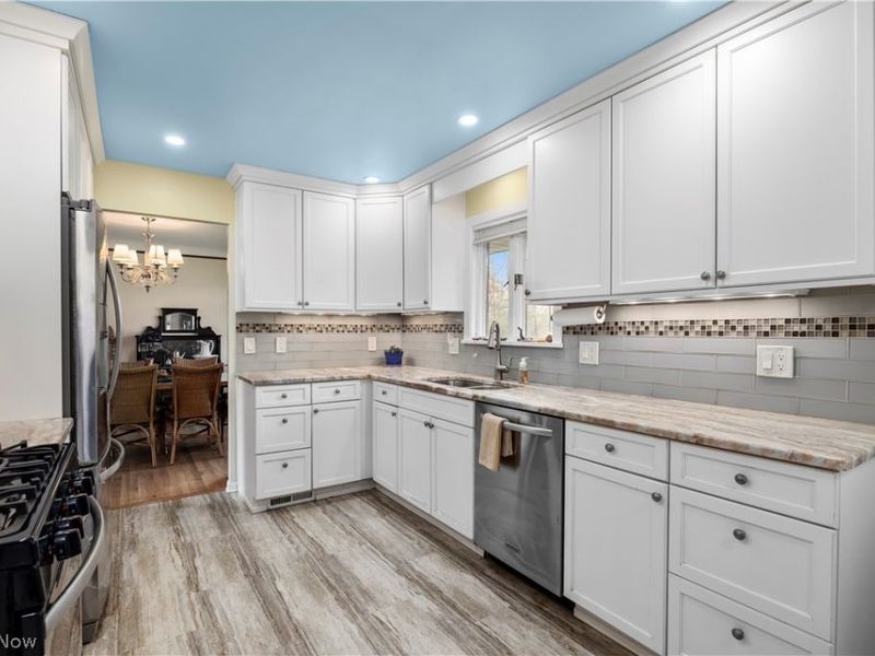 7564 Winding Way, Brecksville, OH 44141 Photo 3