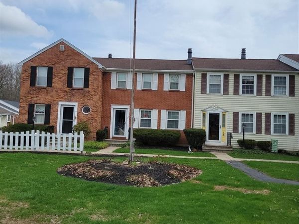 34 The Common , Lockport, NY 14094