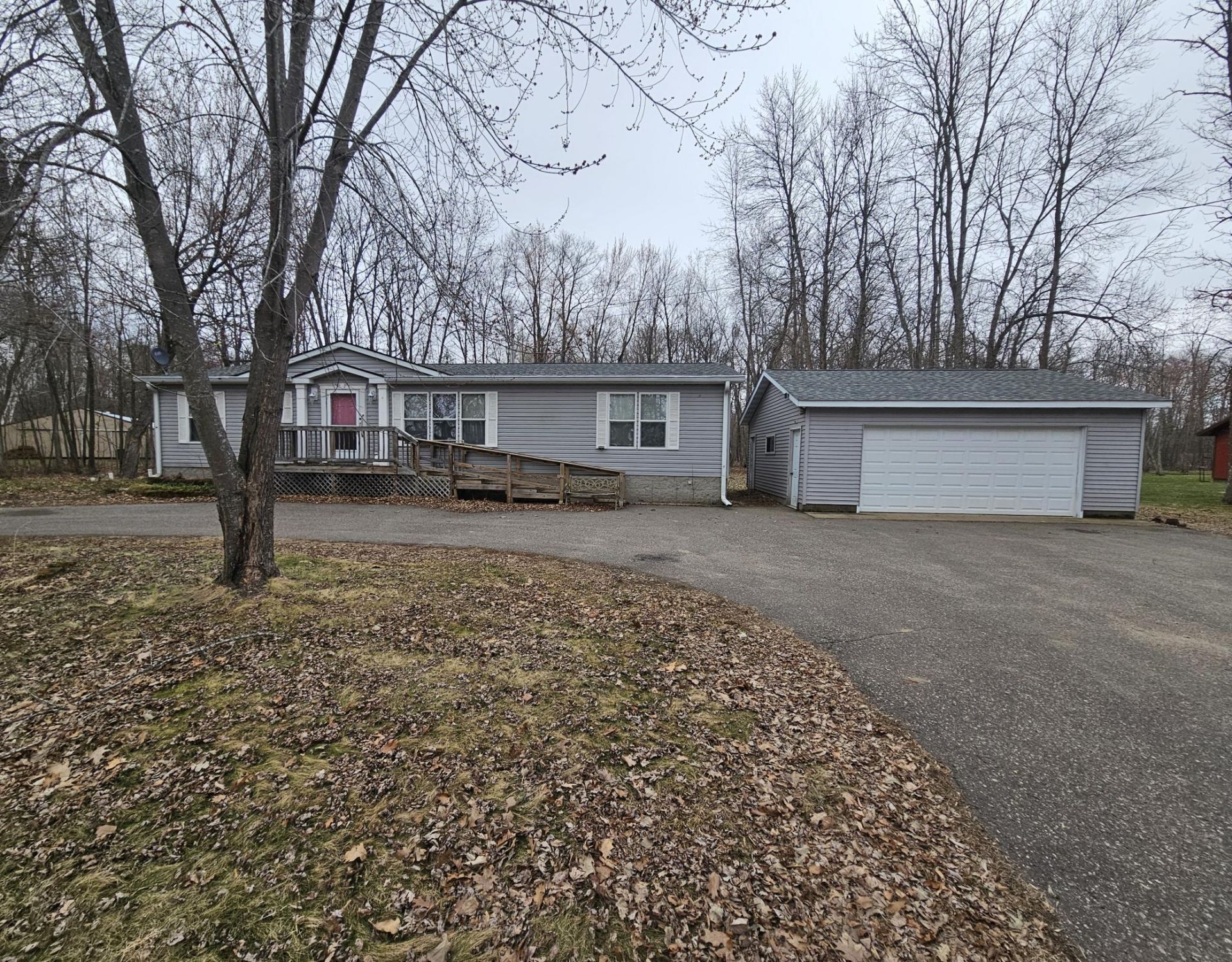 16538 Brighton Point Road, Deerwood, MN 56444