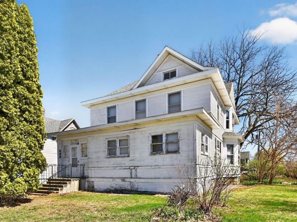 409 S Park Street, Fairmont, MN 56031