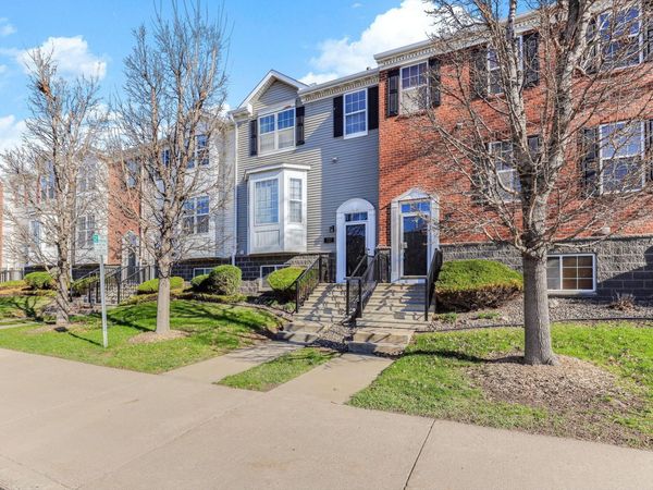 727 2nd Street NE, Hopkins, MN 55343