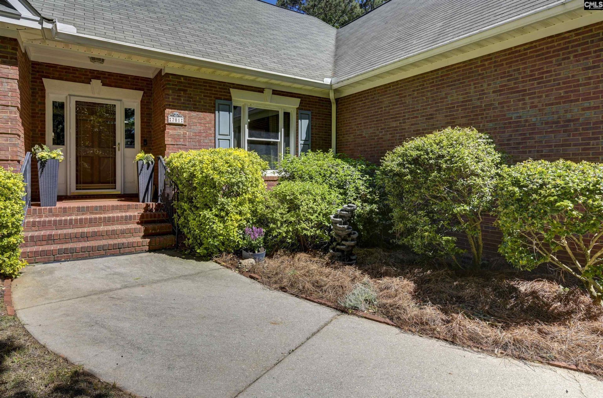 701 Gasque Court  Photo 4