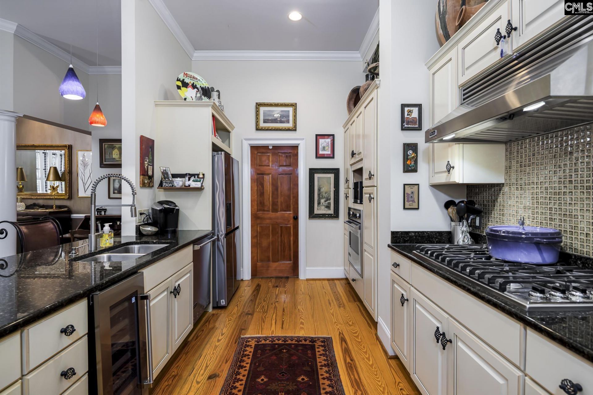 300 Gervais Street  Photo 6