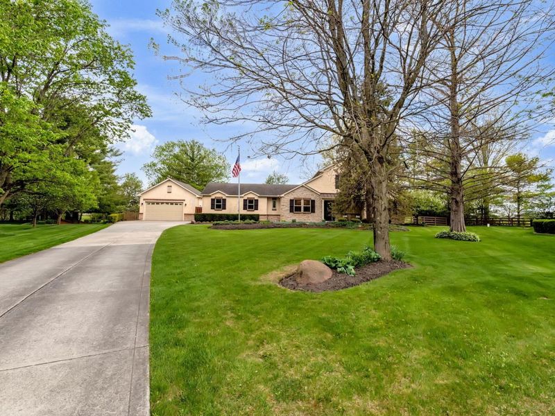 6516 Cabin Croft Drive, Galloway, OH 43119 Photo 4