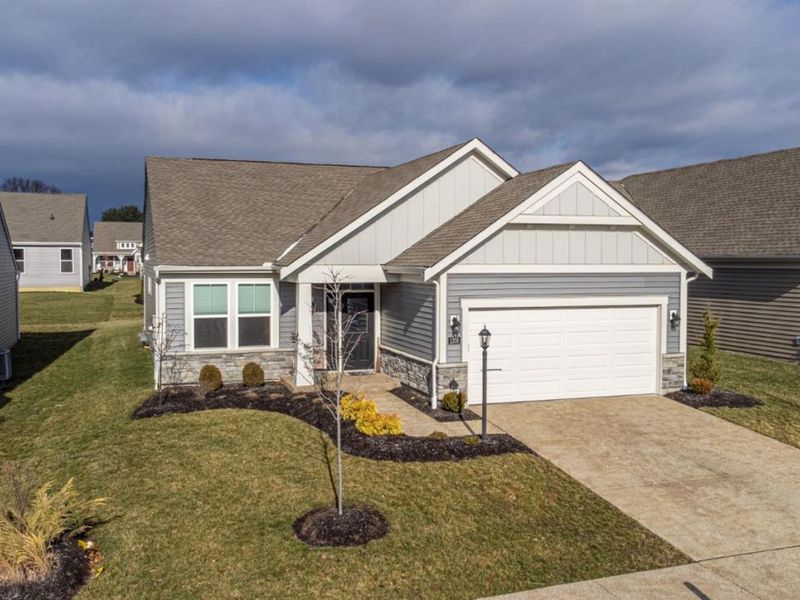 1358 Brookchase Circle, Hamilton Twp, OH 45039 Photo 2