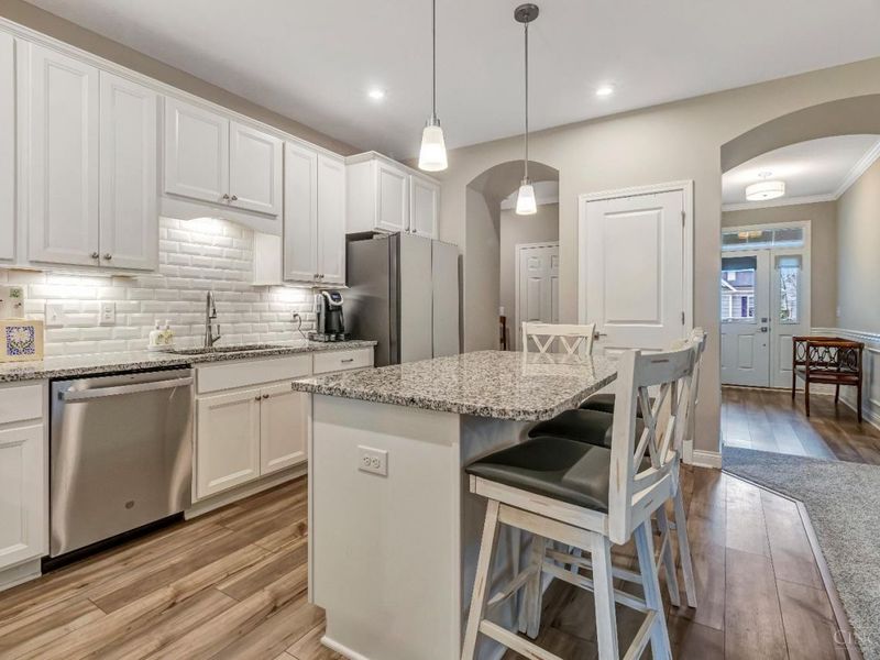 1358 Brookchase Circle, Hamilton Twp, OH 45039 Photo 6