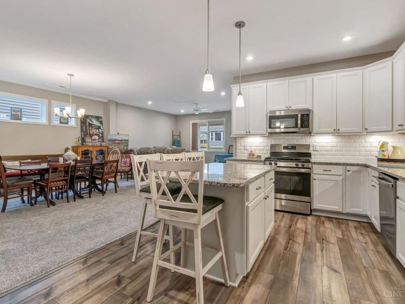 1358 Brookchase Circle, Hamilton Twp, OH 45039 Photo 7