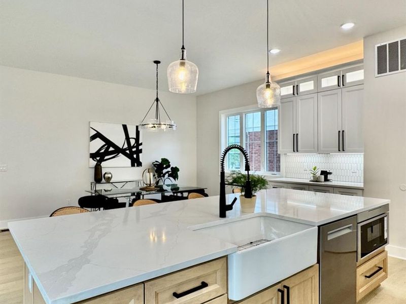 2523 Ridgeland Place, Cincinnati, OH 45212 Photo 10