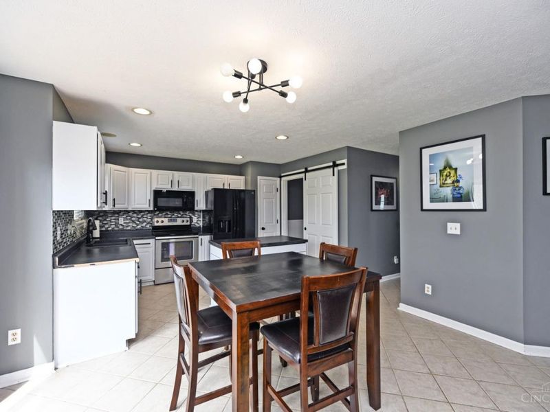 8799 Woolstone Court, Hamilton Twp, OH 45039 Photo 14