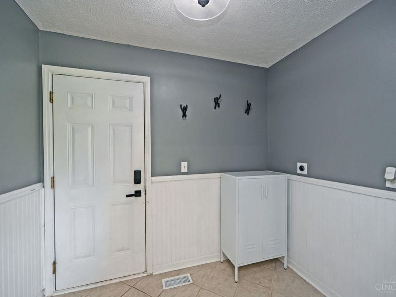 8799 Woolstone Court, Hamilton Twp, OH 45039 Photo 20