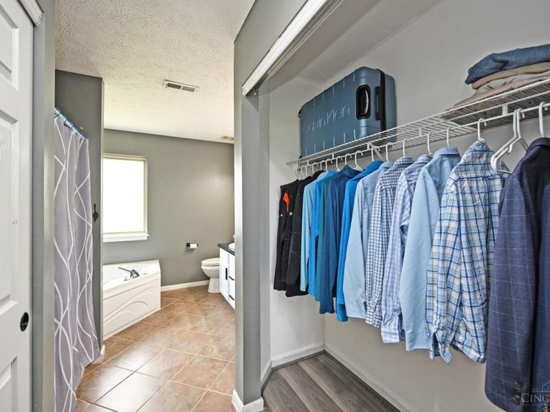 8799 Woolstone Court, Hamilton Twp, OH 45039 Photo 28