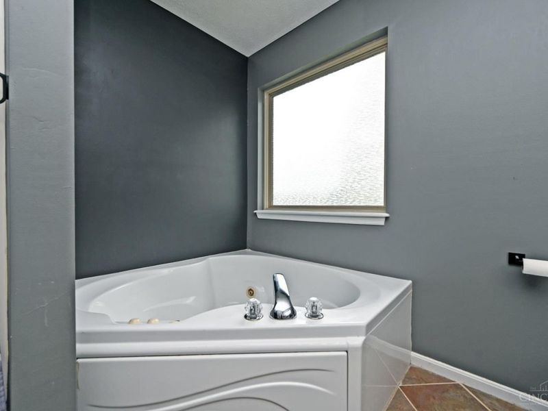 8799 Woolstone Court, Hamilton Twp, OH 45039 Photo 31