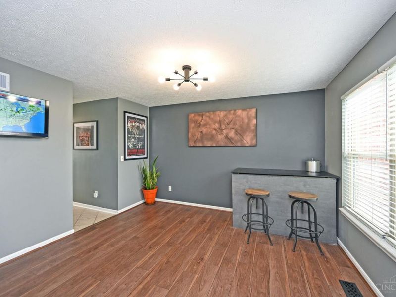 8799 Woolstone Court, Hamilton Twp, OH 45039 Photo 5