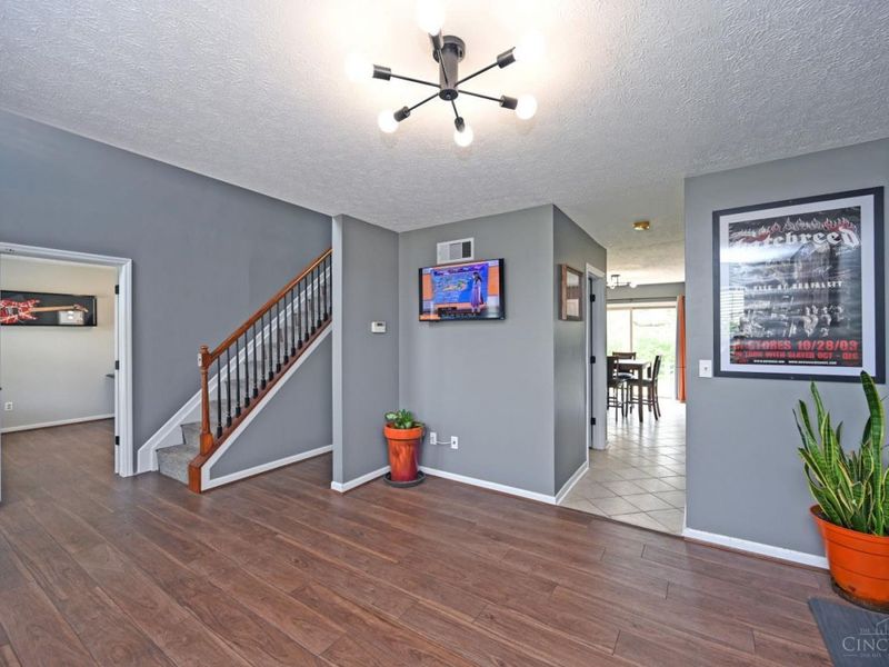 8799 Woolstone Court, Hamilton Twp, OH 45039 Photo 7