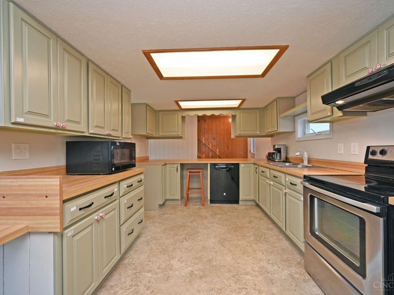 872 Waynoka Drive, Jackson Twp, OH 45171 Photo 12