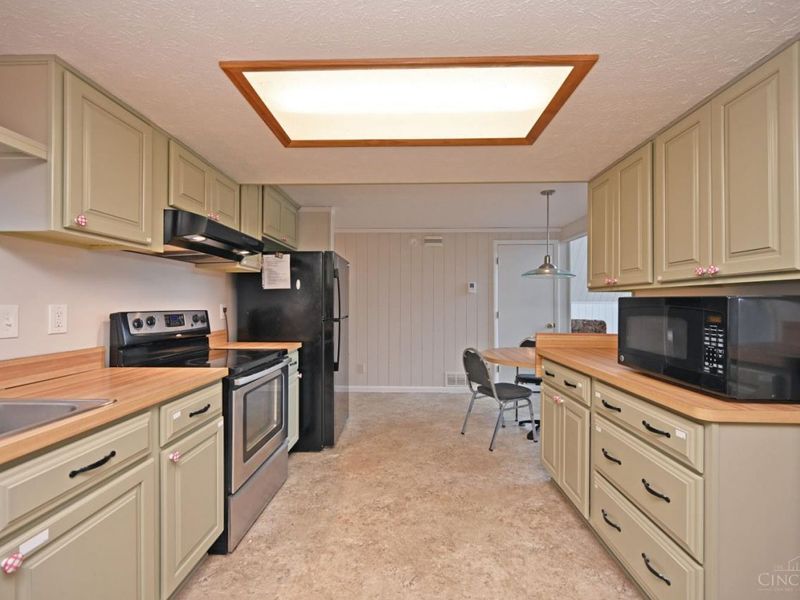 872 Waynoka Drive, Jackson Twp, OH 45171 Photo 14