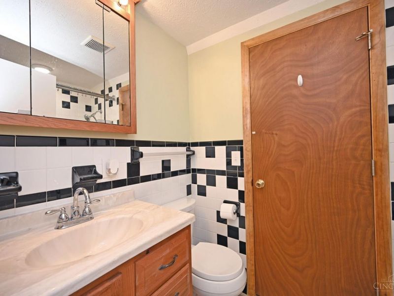 872 Waynoka Drive, Jackson Twp, OH 45171 Photo 28