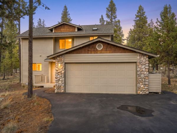 57711 Splitrock Lane, Unit 12, Sunriver, OR 97707