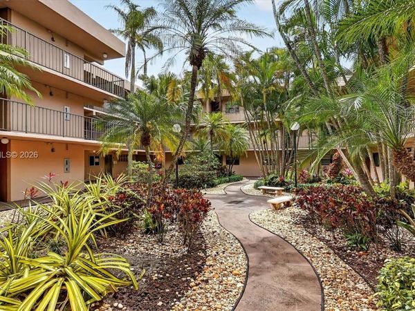 10975 SW 107th ST. , Unit 202, Kendall, FL 33176