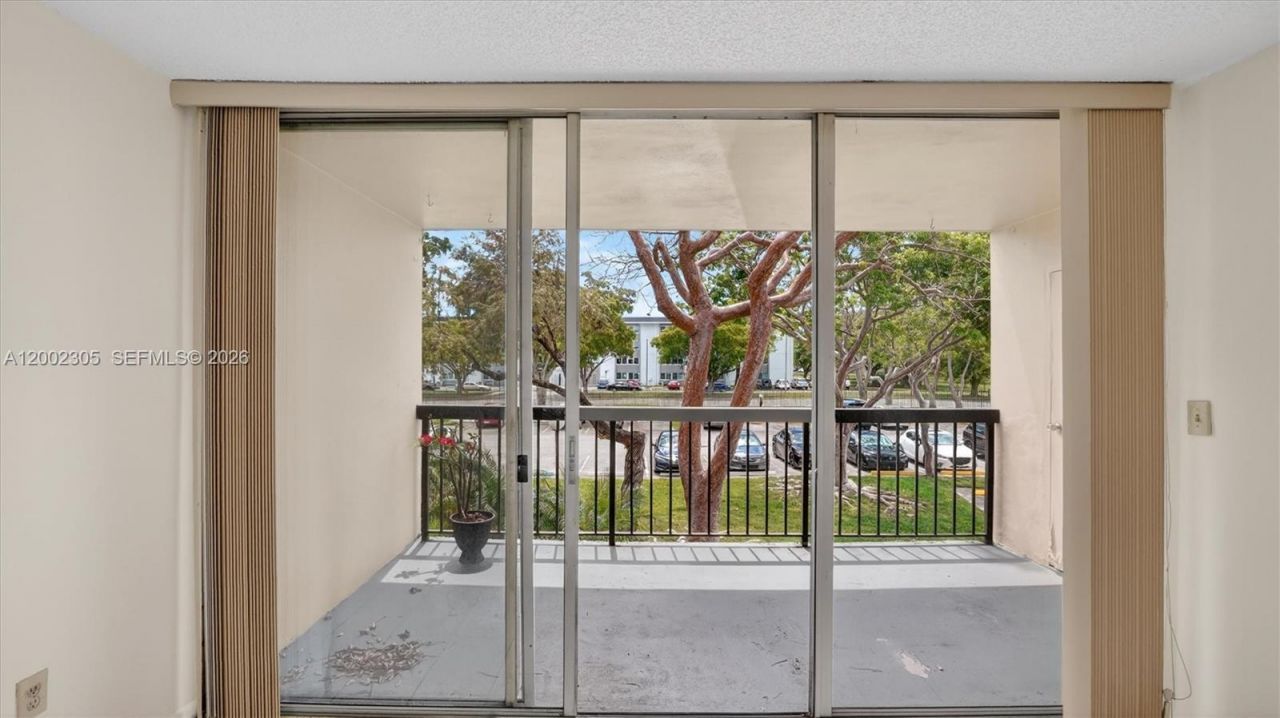 10975 SW 107th St. , Unit 202, Kendall, FL 33176 Photo