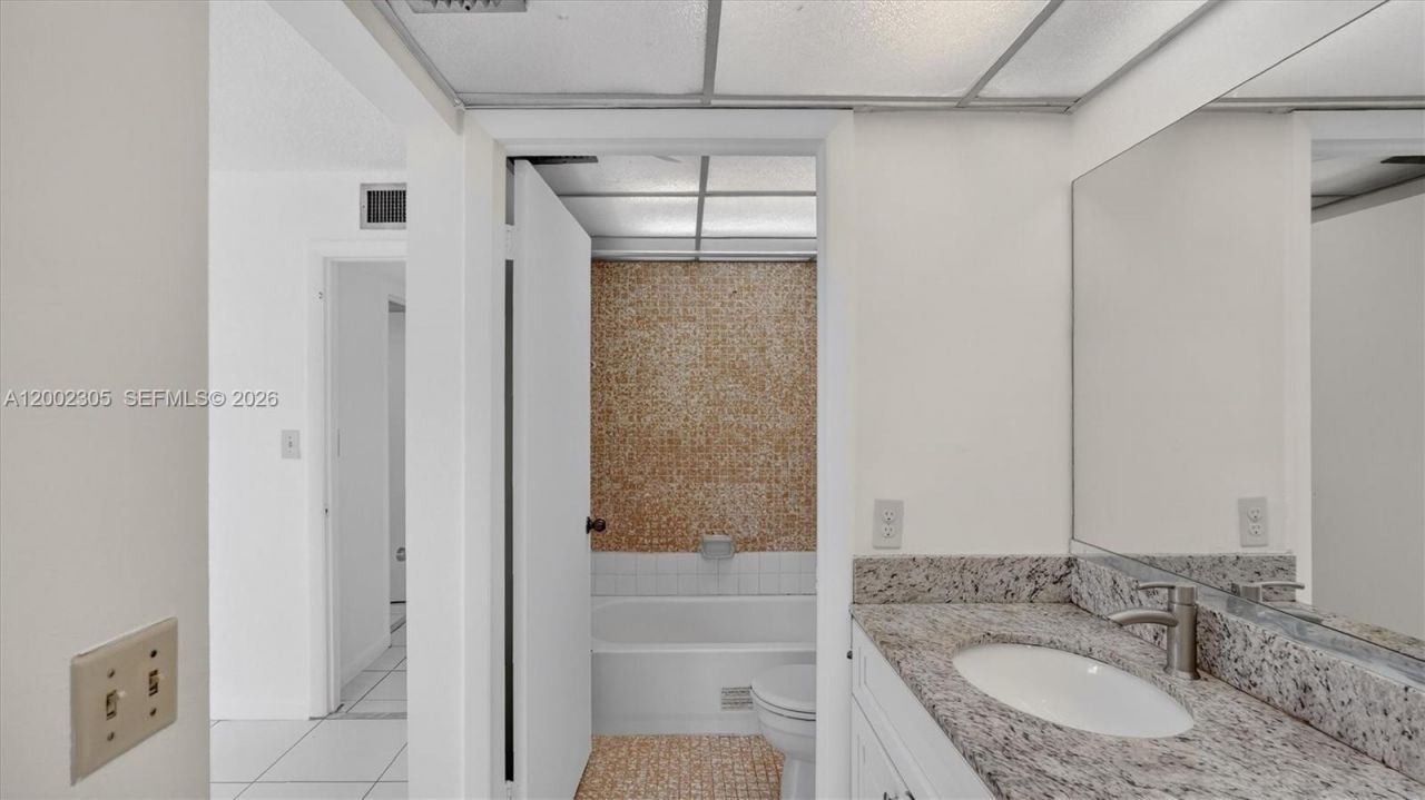 10975 SW 107th St. , Unit 202, Kendall, FL 33176 Photo