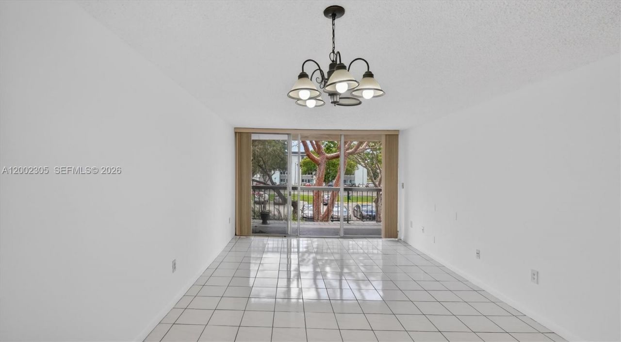 10975 SW 107th St. , Unit 202, Kendall, FL 33176 Photo