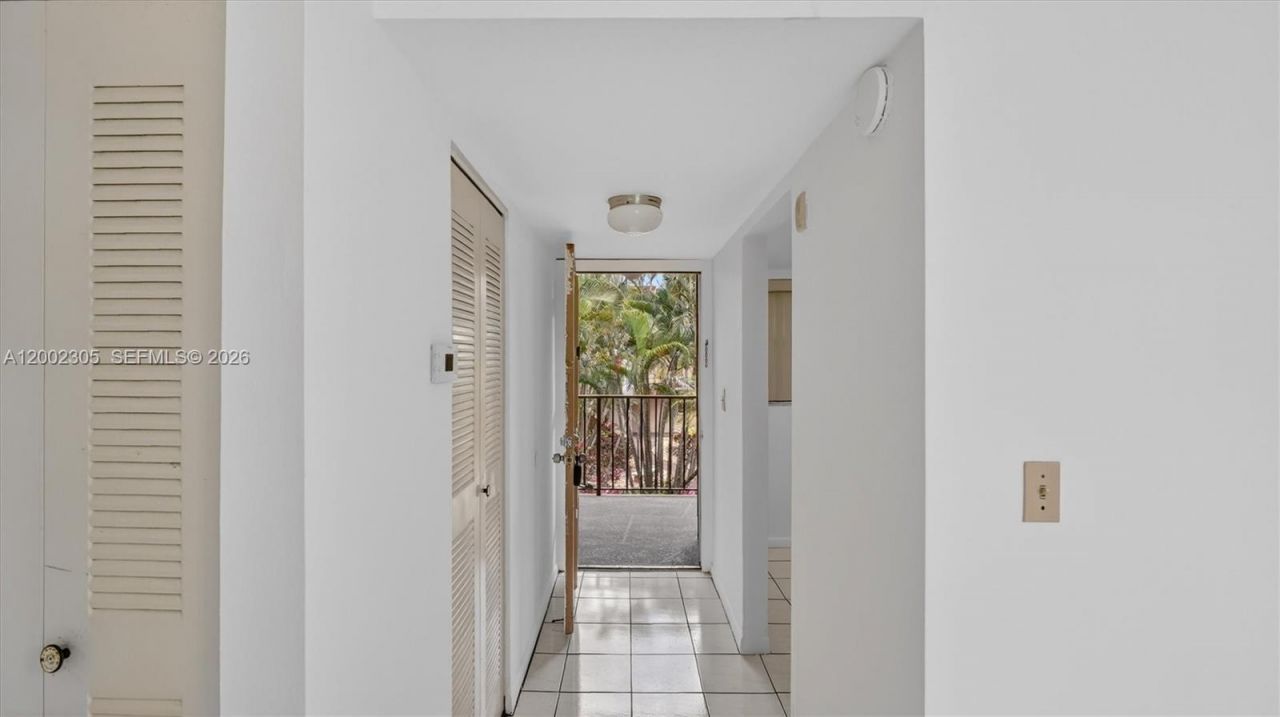 10975 SW 107th St. , Unit 202, Kendall, FL 33176 Photo