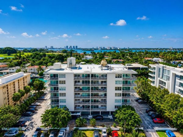 9500 W Bay Harbor Dr, Unit 2G, Bay Harbor Islands, FL 33154
