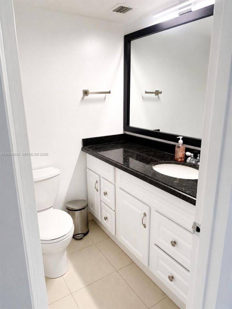 9500 W Bay Harbor Dr, Unit 2G, Bay Harbor Islands, FL 33154 Photo
