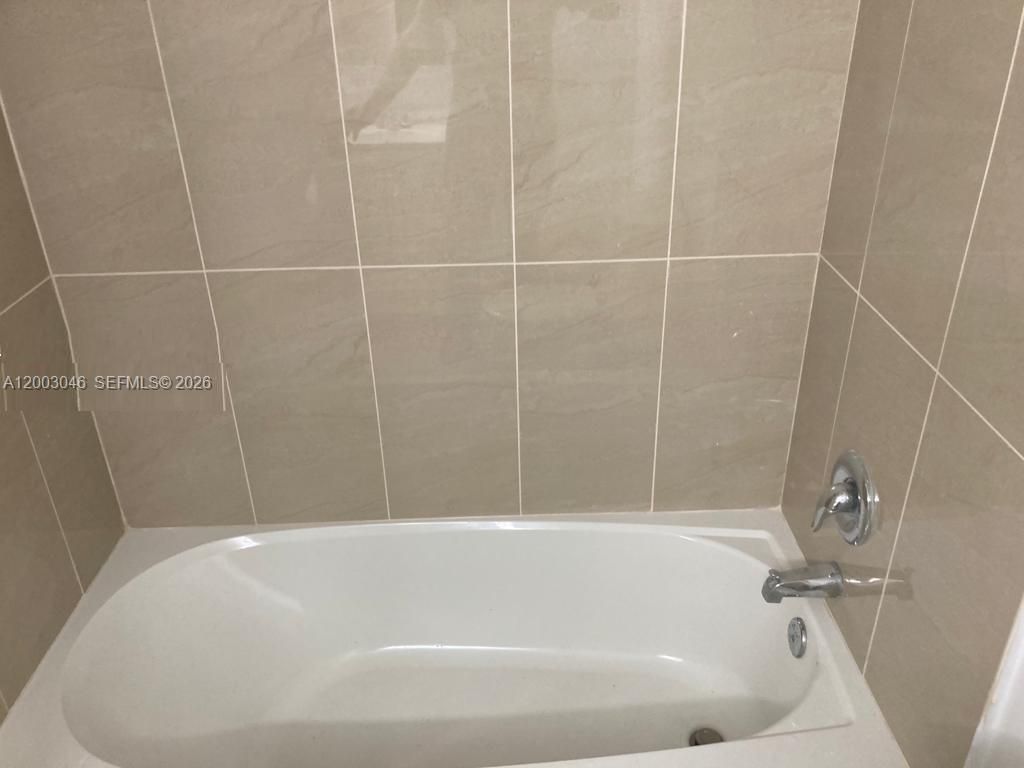 4195 N Haverhill Rd , Unit 307, West Palm Beach, FL 33417 Photo