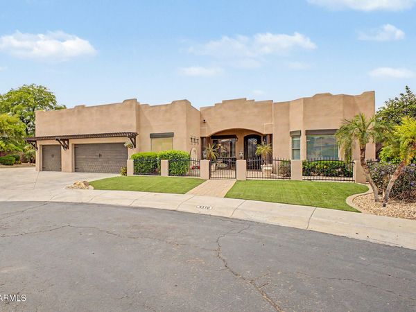 4316 W J J RANCH Road, Glendale, AZ 85310