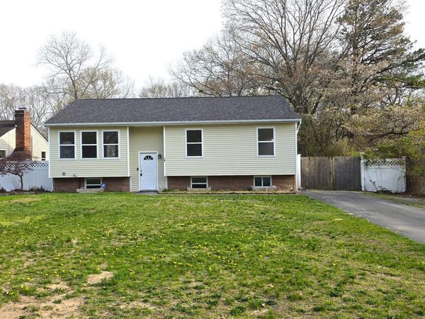 6A Murray Lane , Coram, NY 11727