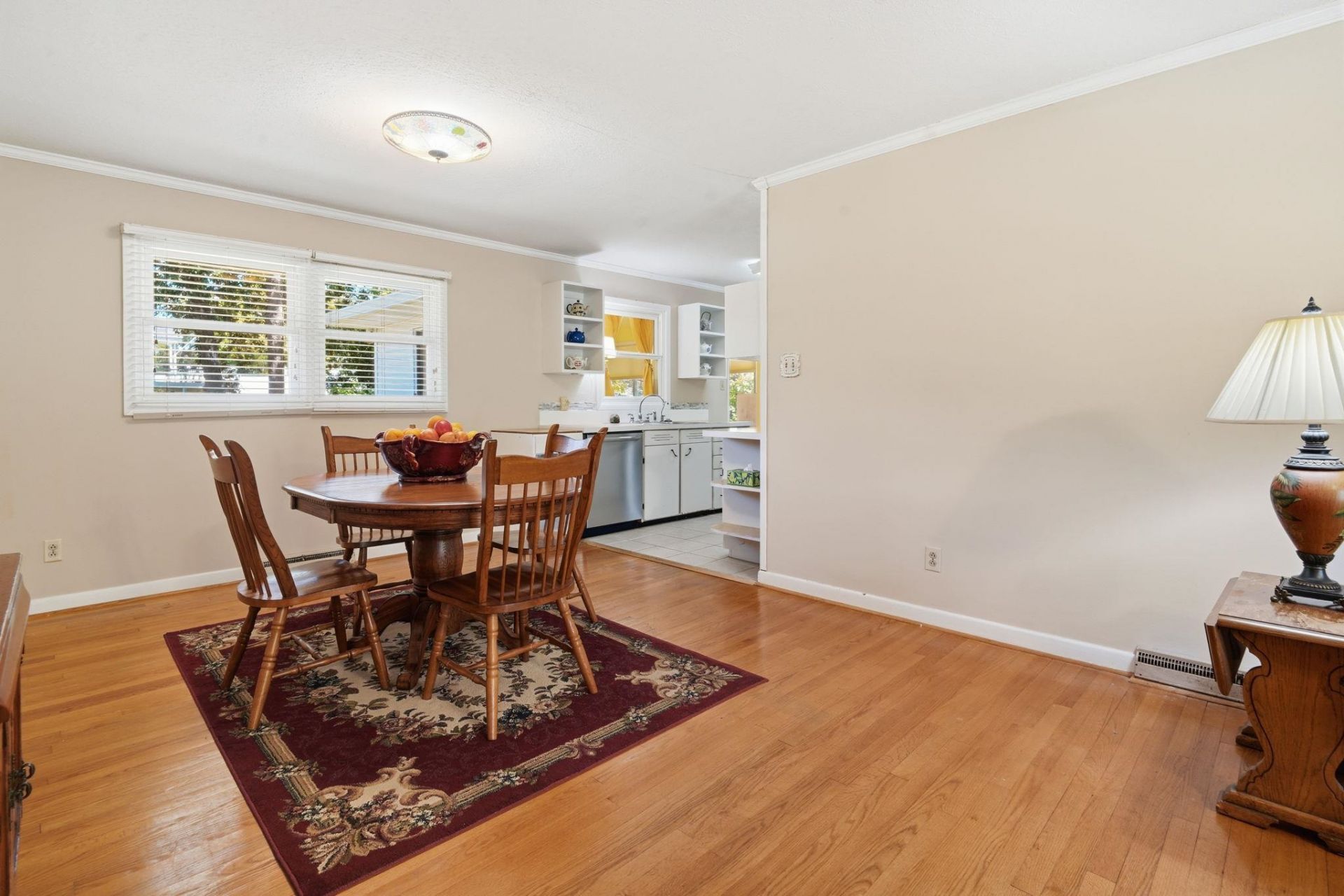 712 Yucca Ave. Photo 10