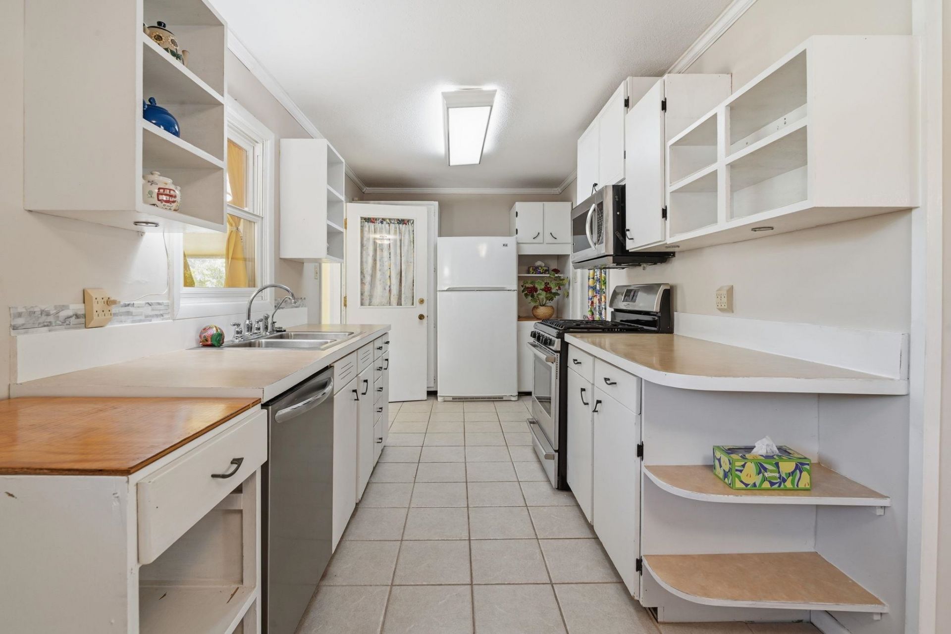 712 Yucca Ave. Photo 14