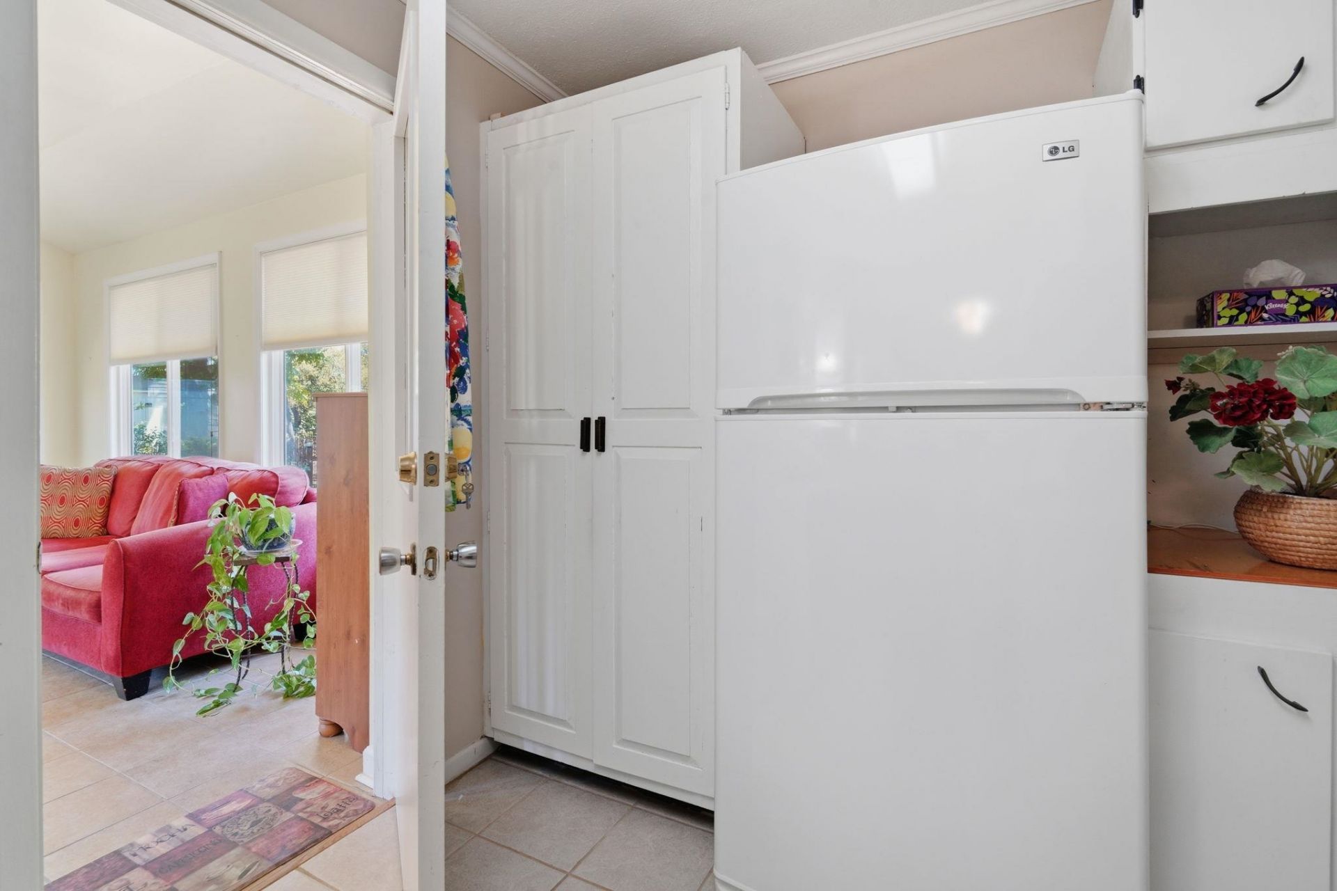 712 Yucca Ave. Photo 17